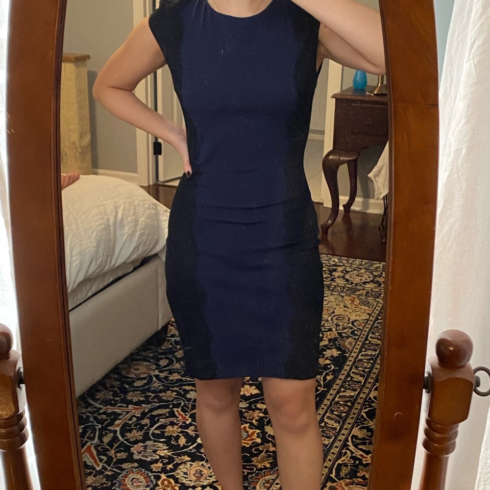 Bar III Small navy blue dress with lace detail
